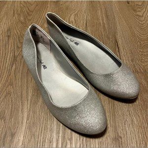 American Eagle Clinton Silver Sparkle Ballet Flat Shoes